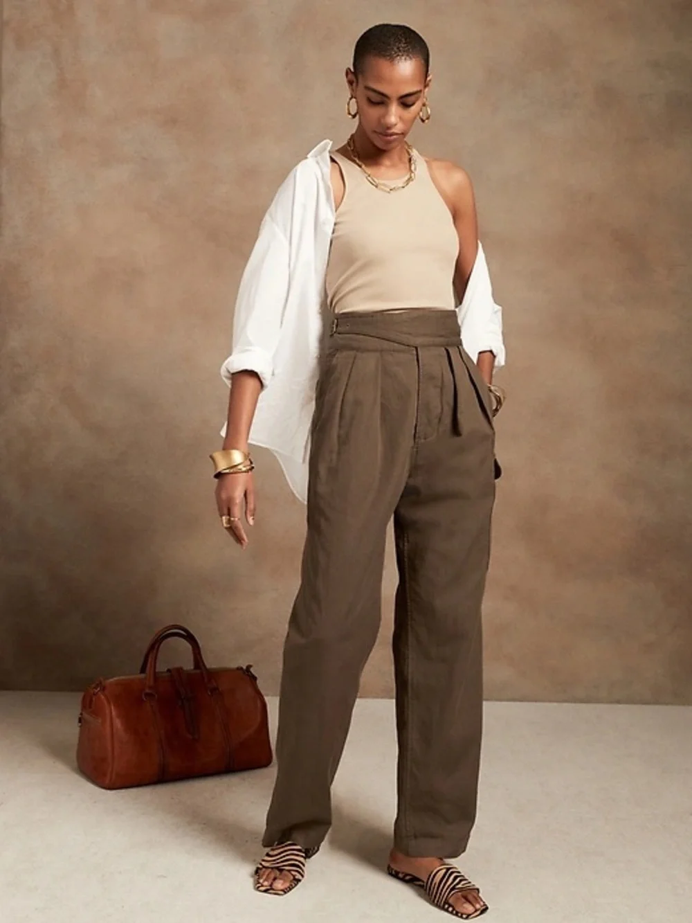 Banana Republic Heritage Explorer Pant in Potting Soil size 8 Women’s